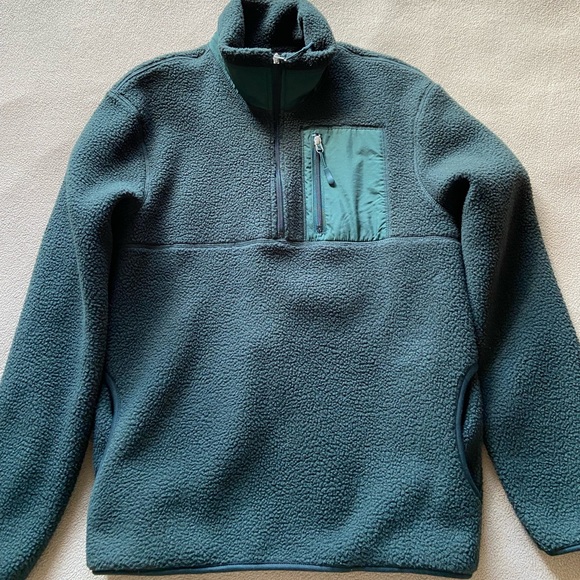 H&M Sweaters - H&M Forest Green Sherpa Sweater